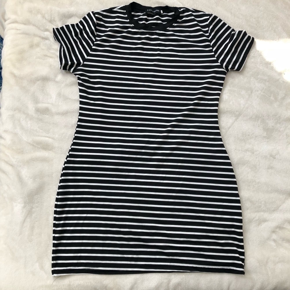 FancyQube Black and White Striped Mini Dress